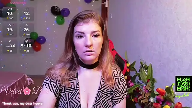 QueenInSilence online show from November 6, 10:15 pm