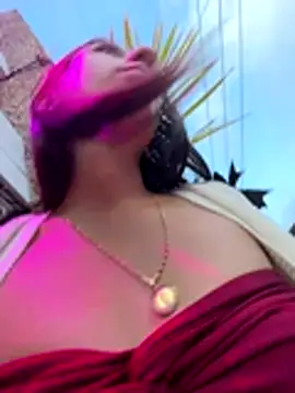 -juicy  online show from December 14, 10:37 pm