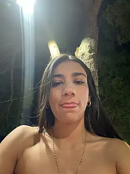 -juicy  online show from August 2, 11:52 pm
