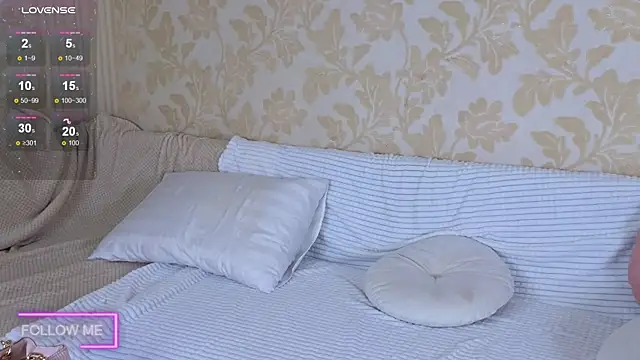 Angell Wild online show from October 30, 1:01 pm