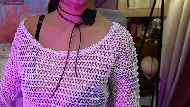 NidhiChandra online show from April 16, 4:17 pm