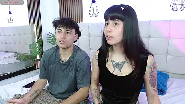 Aprhil Blaze online show from September 29, 2:00 pm