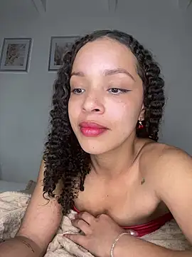 Yasmin777  online show from March 26, 11:50 pm