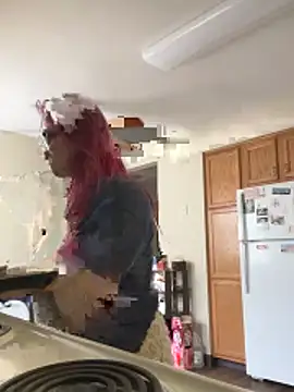 MommaBigTits24 online show from March 25, 5:49 pm