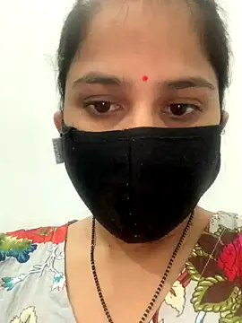 misharani00 online show from October 7, 4:39 am