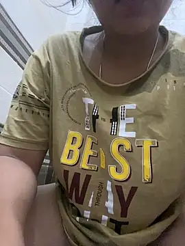 misharani00 online show from October 26, 12:50 am