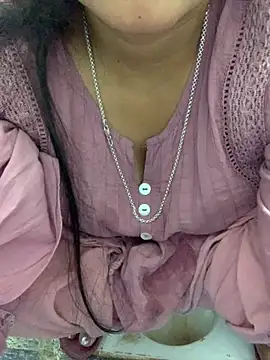 misharani00 online show from November 26, 1:56 pm