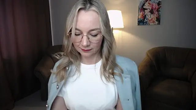 Ava Elior online show from March 30, 10:26 am