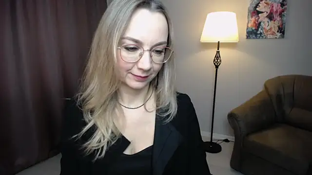 Ava Elior online show from November 20, 9:32 am