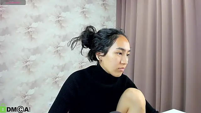 FlirtyAura online show from October 2, 4:06 am