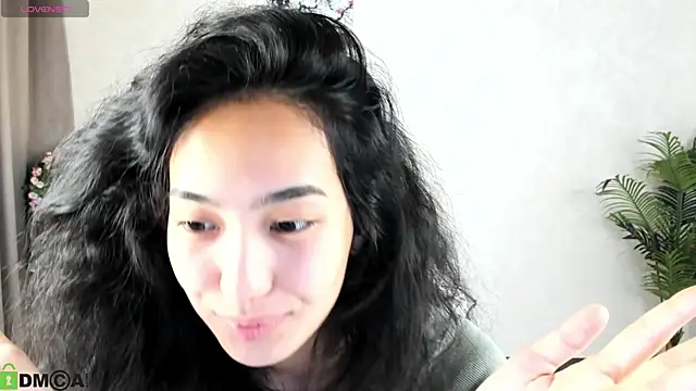 FlirtyAura online show from September 20, 3:49 am