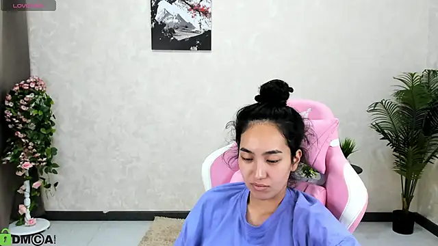 FlirtyAura online show from October 21, 2:37 am