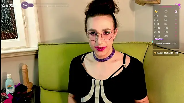 Zesty Peach online show from October 9, 11:20 pm