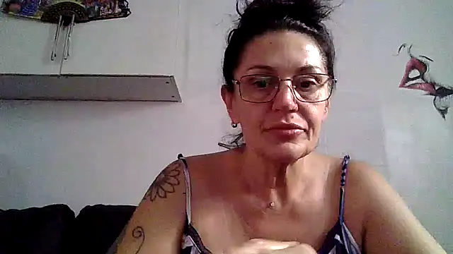 RubyyRosee online show from July 1, 5:40 am