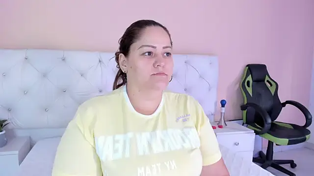 katte landerr online show from October 6, 1:17 pm