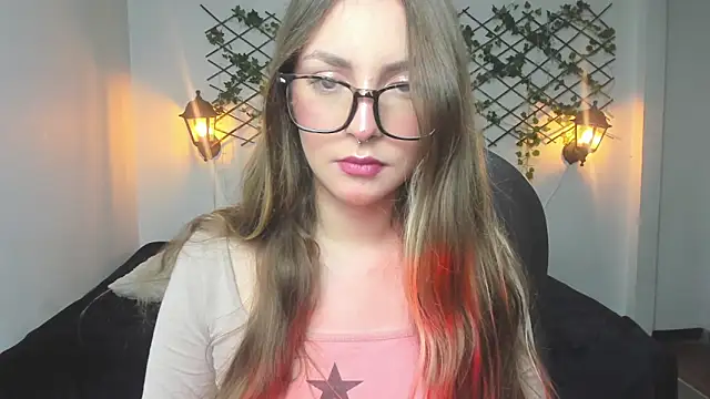 velvet  moon online show from March 24, 12:05 am