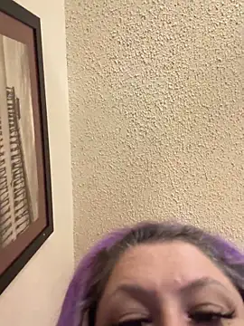 BigMfLuther online show from April 6, 6:03 am