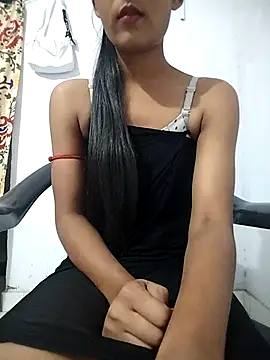 Naina 04 online show from November 19, 5:13 pm