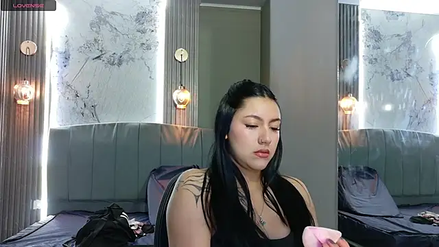 Megara 25 online show from September 23, 2:59 pm