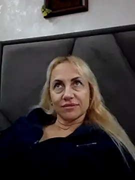 KissMiSveet online show from January 17, 6:37 pm