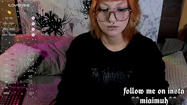 mia  yui online show from October 13, 5:54 am