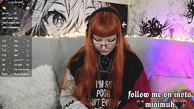 mia  yui online show from April 22, 7:00 pm