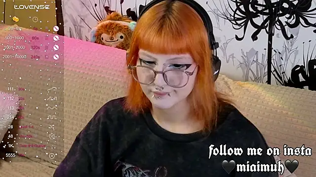 mia  yui online show from September 14, 7:28 am