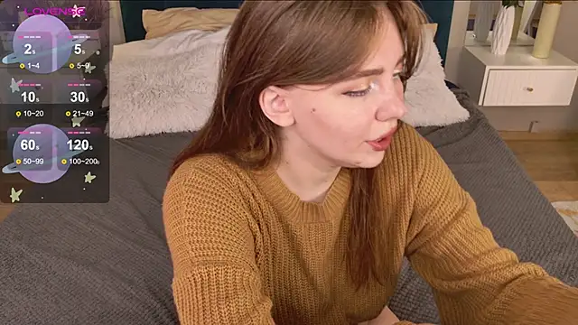 Moon  Bunny online show from October 5, 3:28 pm