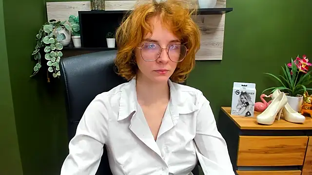 juicyPenny online show from October 13, 6:27 am