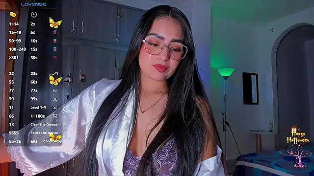 latingabby online show from October 13, 11:51 pm