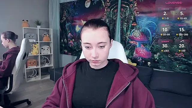 ClaraParks online show from September 12, 7:10 pm