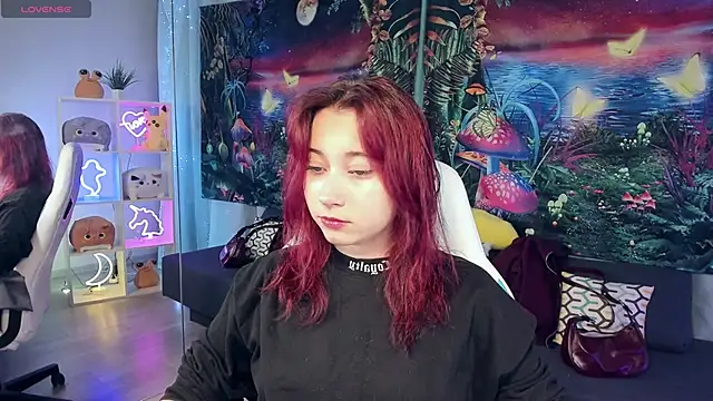 ClaraParks online show from September 18, 6:50 pm