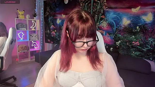 ClaraParks online show from November 11, 7:44 pm