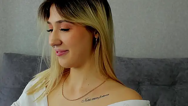 Bella svon online show from September 11, 8:14 am