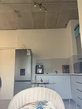 prettydollyy online show from March 22, 9:48 am