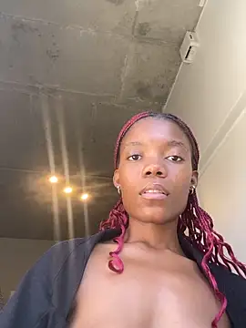 prettydollyy online show from June 12, 7:38 am