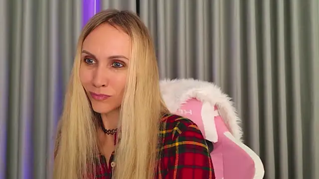 goddess kate   online show from November 29, 12:31 pm