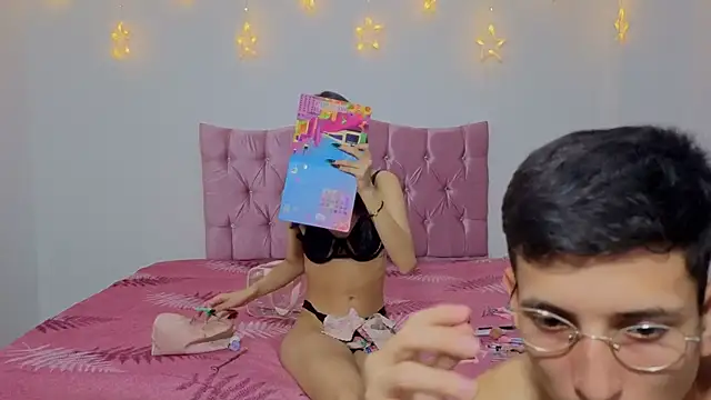 makiandjimmy online show from January 6, 10:13 pm