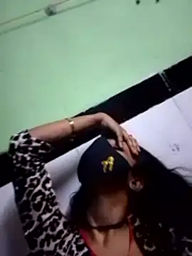 Zoya G online show from December 18, 11:04 am