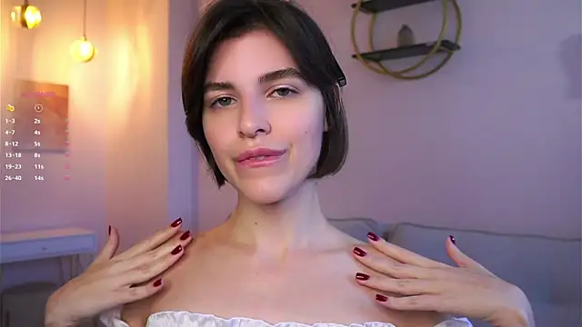 EleneButton online show from September 20, 1:16 am