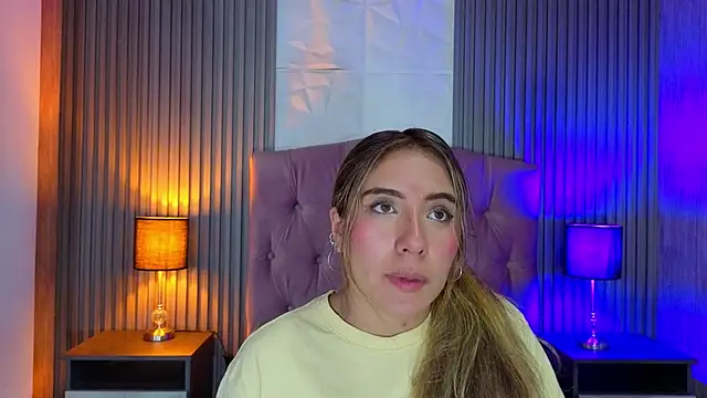 Bonnali lune online show from March 21, 10:04 pm