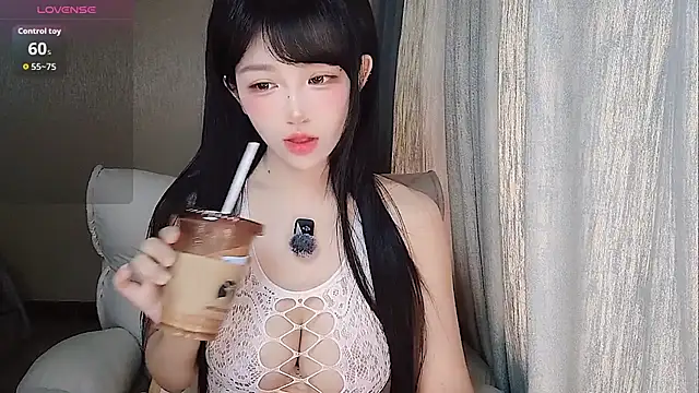 Coco--01 online show from July 31, 2:12 am
