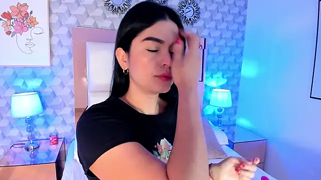 Sasha  sims   online show from November 25, 11:34 am