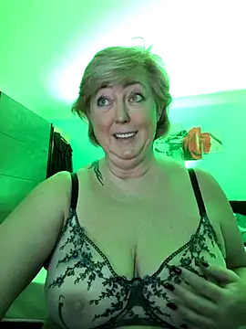 TerezaVelvet online show from February 13, 10:55 pm