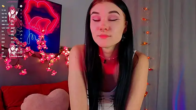 JenniferSullivan online show from October 19, 10:23 pm