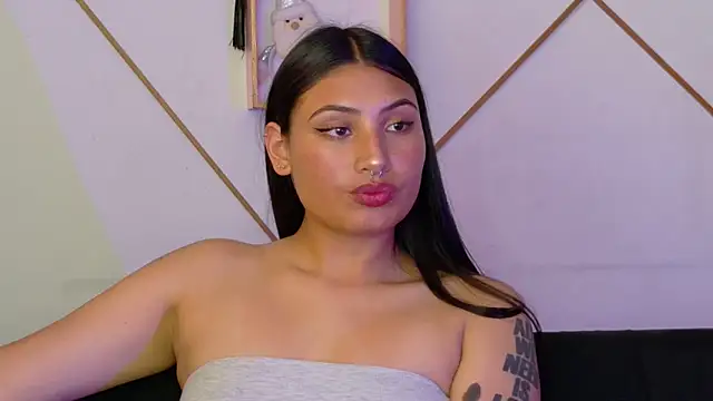 Linda andrew online show from December 15, 7:19 pm