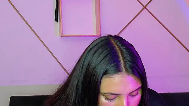 Linda andrew online show from December 5, 6:42 pm