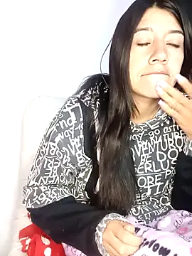 Madow Lu online show from October 2, 9:47 am