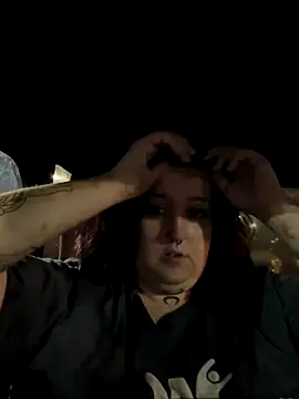 vanessraine online show from September 12, 4:13 am