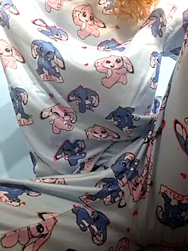 aellabeyonce online show from September 15, 7:49 am